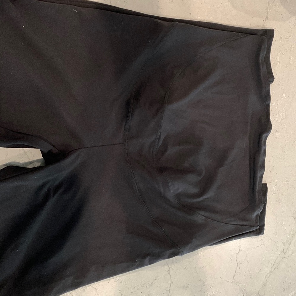 Almost new  leggings black color for maternity